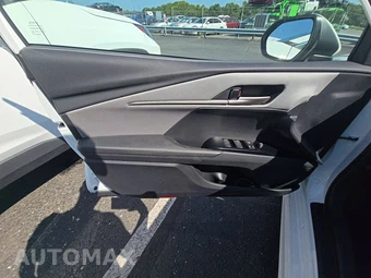 2026 Toyota Camry SE - miniatura 15