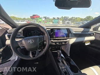 2026 Toyota Camry SE - miniatura 17