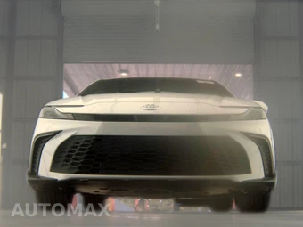 2026 Toyota Camry SE - miniatura 3