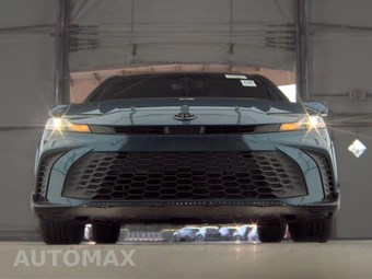 2026 Toyota Camry SE - miniatura 3