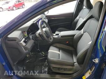 2026 Toyota Camry SE - miniatura 7
