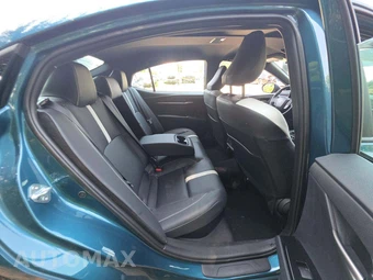2026 Toyota Camry SE – miniatura 16