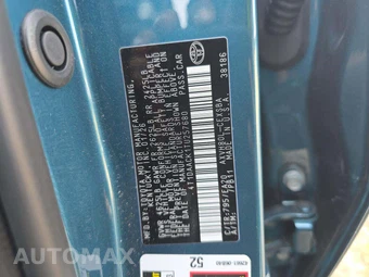 2026 Toyota Camry SE – miniatura 5