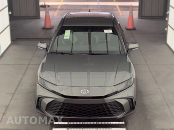 2026 Toyota Camry SE - miniatura 2