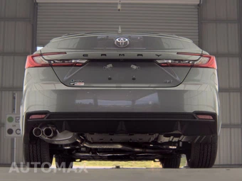 2026 Toyota Camry SE - miniatura 7