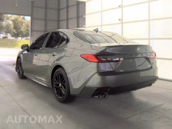 2026 Toyota Camry SE - miniatura 8