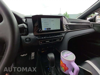 2026 Toyota Camry SE - miniatura 10