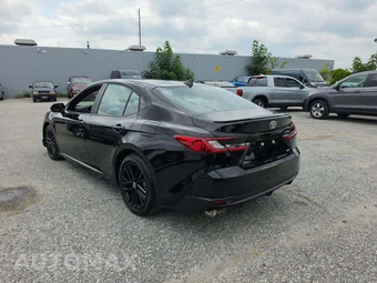 2026 Toyota Camry SE - miniatura 2