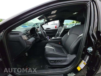 2026 Toyota Camry SE - miniatura 6