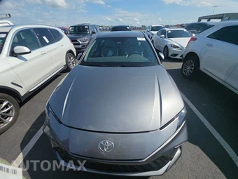 2026 Toyota Camry SE - miniatura 2