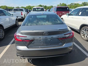 2026 Toyota Camry SE - miniatura 5