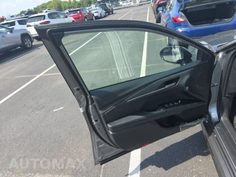 2026 Toyota Camry SE - miniatura 15