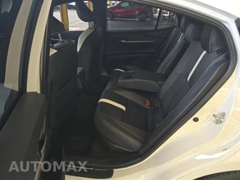 2026 Toyota Camry SE - miniatura 13