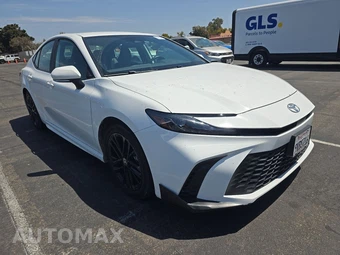 2026 Toyota Camry SE - miniatura 3