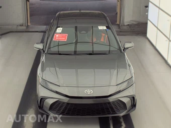 2026 Toyota Camry SE - miniatura 2