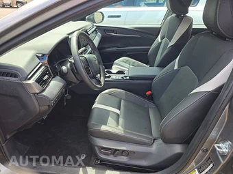 2026 Toyota Camry SE - miniatura 7
