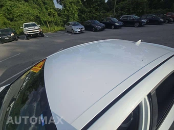 2026 Toyota Camry SE - miniatura 9