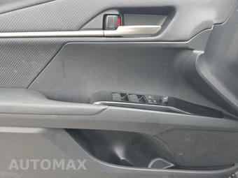 2026 Toyota Camry SE - miniatura 15