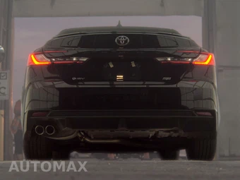 2026 Toyota Camry SE - miniatura 7
