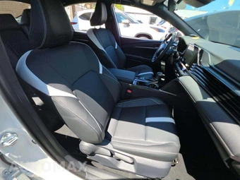 2026 Toyota Camry SE - miniatura 18
