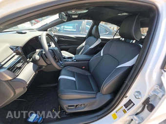 2026 Toyota Camry SE - miniatura 6