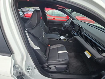 2026 Toyota Camry SE - miniatura 14