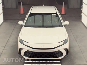 2026 Toyota Camry SE - miniatura 2