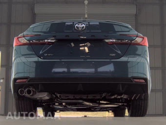 2026 Toyota Camry SE - miniatura 7