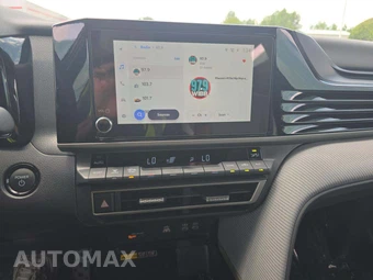 2026 Toyota Camry SE - miniatura 10