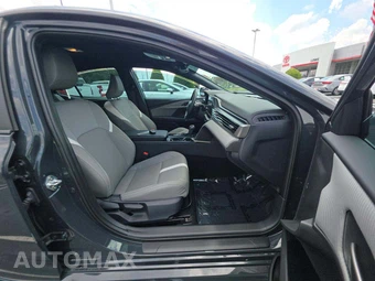2026 Toyota Camry SE - miniatura 18