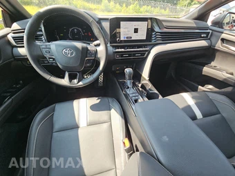 2026 Toyota Camry SE - miniatura 11