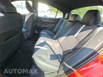 2026 Toyota Camry SE - miniatura 13