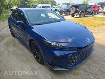 2026 Toyota Camry SE – miniatura 4