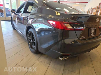 2026 Toyota Camry SE - miniatura 2