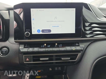 2026 Toyota Camry SE - miniatura 10