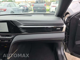 2026 Toyota Camry SE - miniatura 19