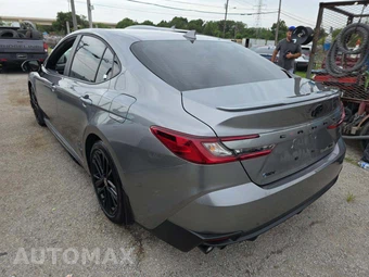 2026 Toyota Camry SE - miniatura 2