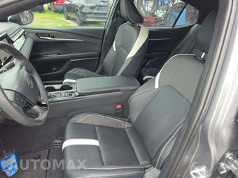 2026 Toyota Camry SE - miniatura 6