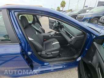 2026 Toyota Camry SE - miniatura 15