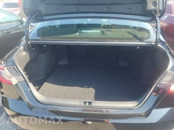 2026 Toyota Camry SE - miniatura 16