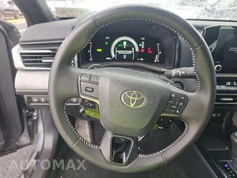 2026 Toyota Camry SE - miniatura 10