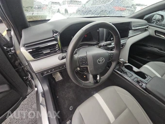 2026 Toyota Camry SE - miniatura 11