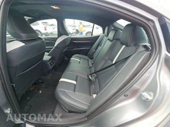 2026 Toyota Camry SE - miniatura 19