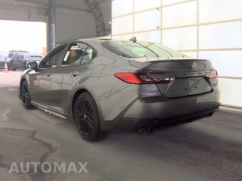 2026 Toyota Camry SE - miniatura 8