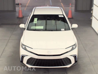 2026 Toyota Camry SE - miniatura 2