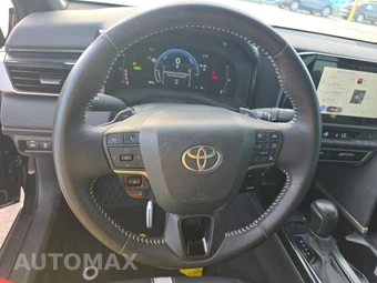 2026 Toyota Camry SE - miniatura 10