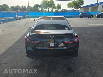 2026 Toyota Camry SE - miniatura 5