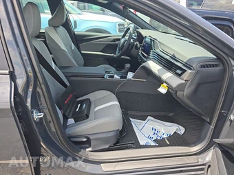 2026 Toyota Camry SE - miniatura 14