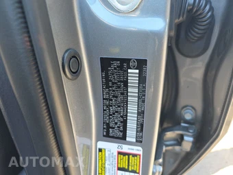 2026 Toyota Camry SE - miniatura 21