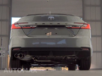 2026 Toyota Camry SE - miniatura 7